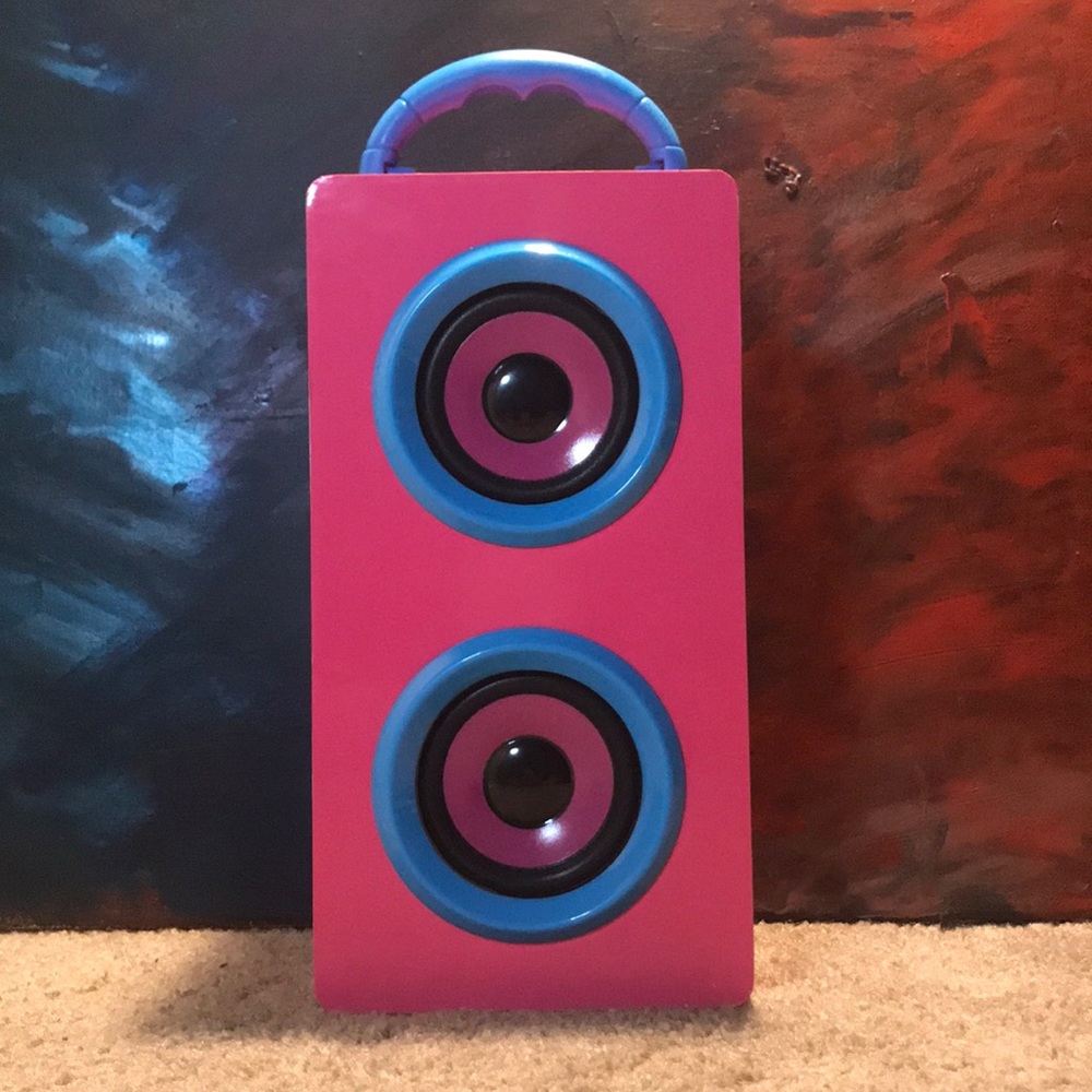 Pink Speaker